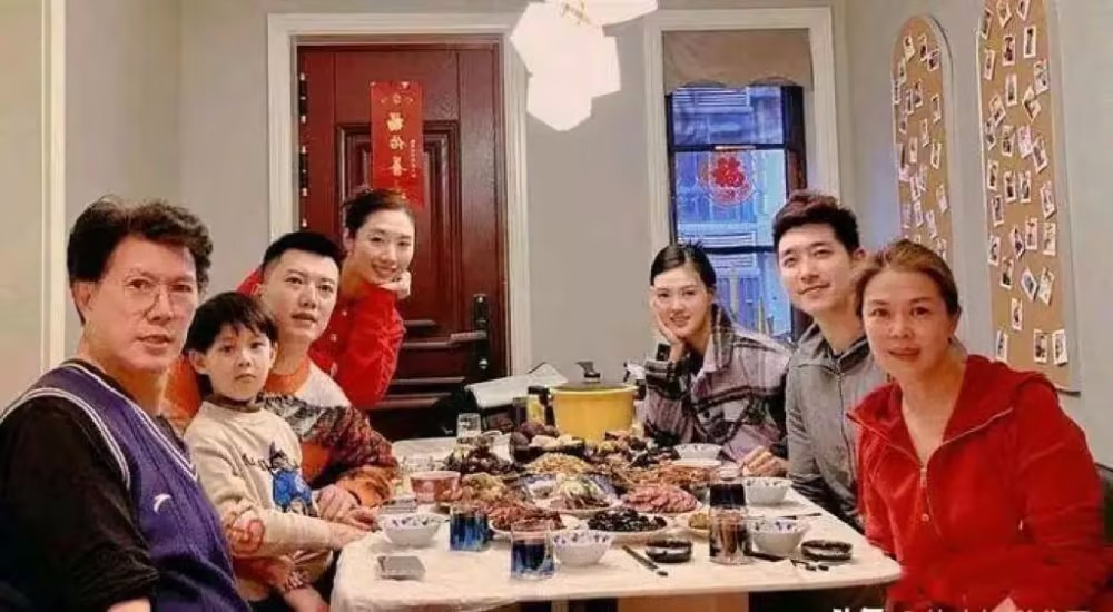 张长宁的父亲突然病逝!66岁时,他爱了比他小13岁的妻子30年