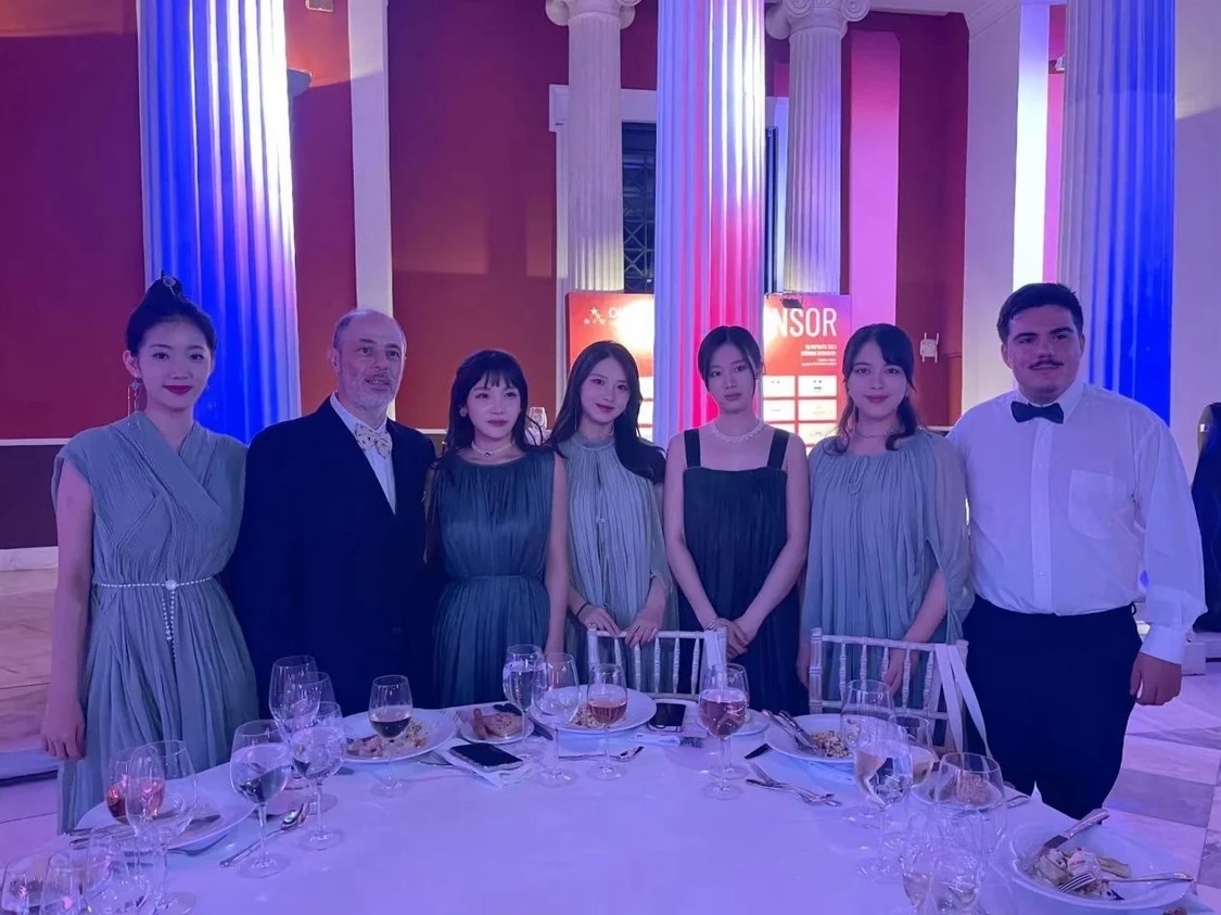 三个尴尬巨头的原配:我陪你从零开始,你却不能陪我一起变老