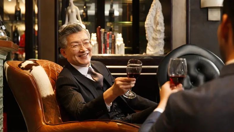 金钱买不来爱,但能为爱情筑巢